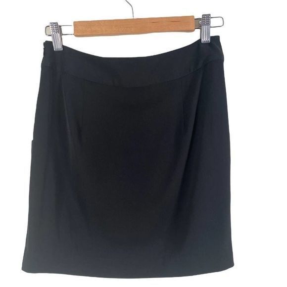 Theory Black Pleated Front Mini Skirt‎ - Picture 3 of 4